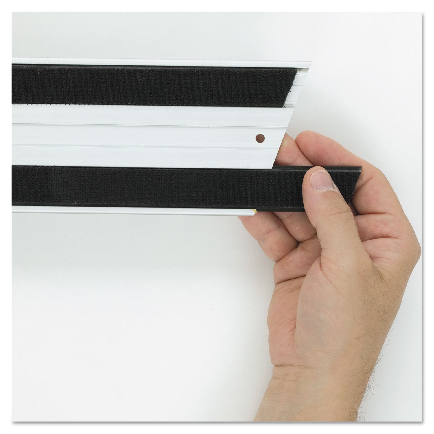 187470.jpg Rubbermaid Commercial Hook and Loop Replacement Strips, 1.1" x 18", Black (Q180BLACT) - Image 1